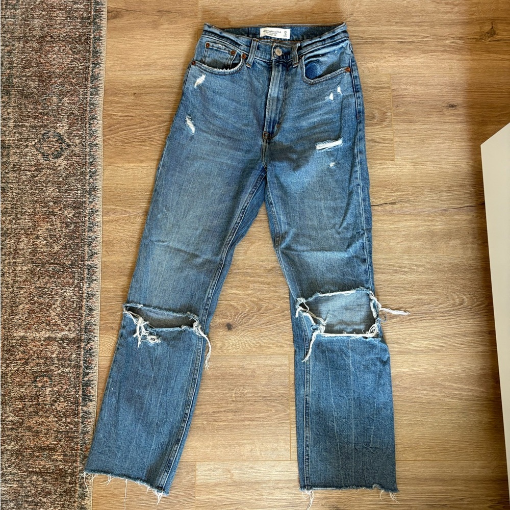 Abercrombie & Fitch - The Ankle Straight - Ultra High rise